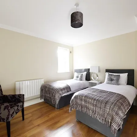The Two Of Clubs Apartment